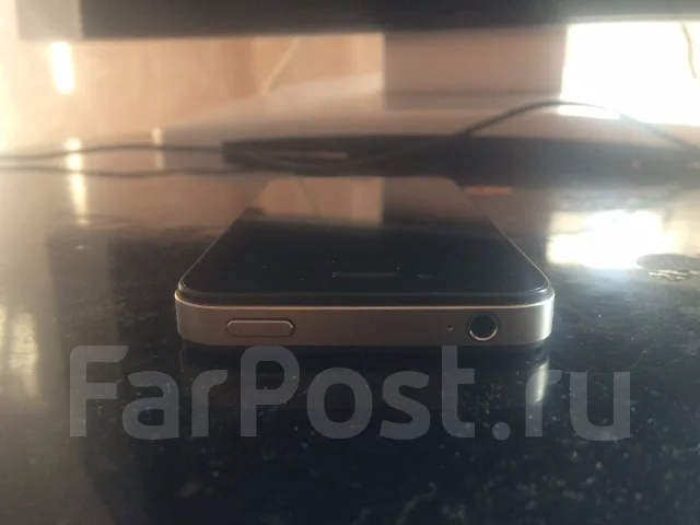 Apple iPhone 4s. �/�, 8 �� ����