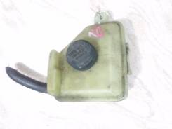Бачок гидроусилителя руля. Mazda Ford Festiva Mini Wagon, DW5WF, DW3WF Mazda Ford Festiva, D25PF, D23PF Mazda Revue, DB5PA, DB3PA Mazda Demio, DW3W, D...