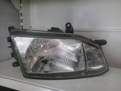Фара. Toyota Granvia Двигатель 5VZFE