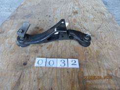 Крепление редуктора. Toyota Hiace, LH166, LH176, KZH106W Toyota Regius Ace, KZH106, LH178, LH168, LH129, LH119, KZH120, LH109, KZH126, KZH116, KZH138...