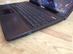 Asus X53U. 15.6", 1,6����, ��� 4 ��, ���� 320���, WiFi, ����������� �� 2��. ����