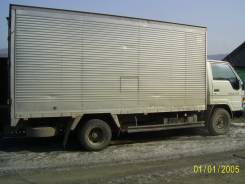 Грузовики.