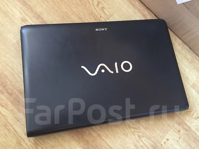 Sony VAIO SVE1511V1R. 15.6", 2 500����, ��� 4 ��, ���� 500���, WiFi: 1, Bluetooth: 1, ����������� �� 3��. ����