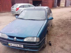 Renault 19 ����