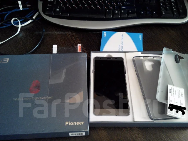 Elephone P7000 Pioneer ����