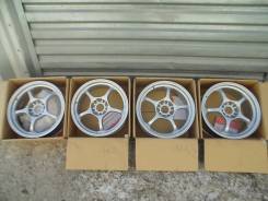 RAYS Gram Lights. 7.0x17, 5x114.30, ET38, ЦО 73,0 мм.