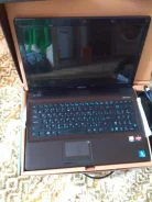 Asus X52DR. 16" ����