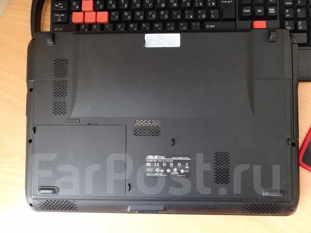 Asus P50IJ. 15.6", 2,2����, ��� 3072 ��, ���� 250���, WiFi: 1 ����