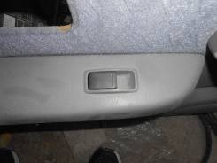 Кнопка стеклоподъемника. Nissan Cube, AZ10 Двигатель CGA3DE