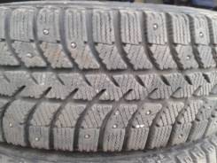 Bridgestone Ice Cruiser 5000. Зимние, шипованные, износ: 10%, 8 шт