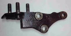Кронштейн крепления двигателя D201-39-030A. Mazda Ford Festiva Mini Wagon, DW5WF, DW3WF Mazda Revue, DB5PA, DB3PA Mazda Demio, DW3W, DW5W Двигатели: B...