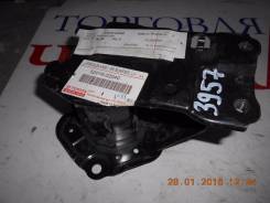 Кронштейн усилителя бампера. Toyota Corolla, ZRE151, ZZE150, ADE150, NDE150 Toyota Auris, NDE150, ADE157, ADE150, ZZE150, ZRE151, ZRE152 Двигатели: 1N...
