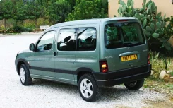 Peugeot Partner ����
