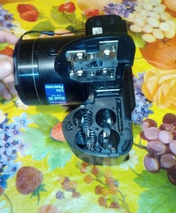 Samsung WB100. 20 � ����� �� ����