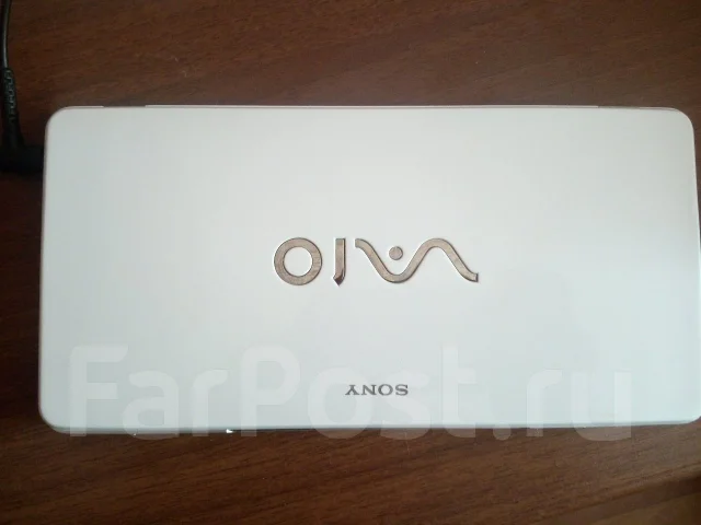 Sony VAIO VGN. 8", 1,6����, ��� 2048 ��, ���� 80���, WiFi: 1, Bluetooth: 1 ����