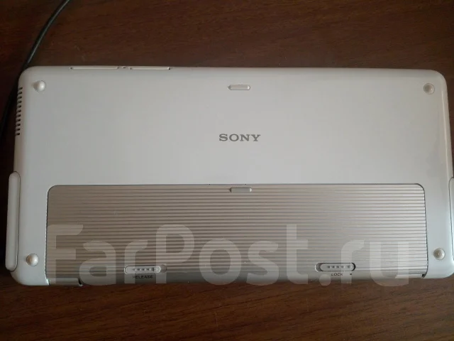 Sony VAIO VGN. 8", 1,6����, ��� 2048 ��, ���� 80���, WiFi: 1, Bluetooth: 1 ����