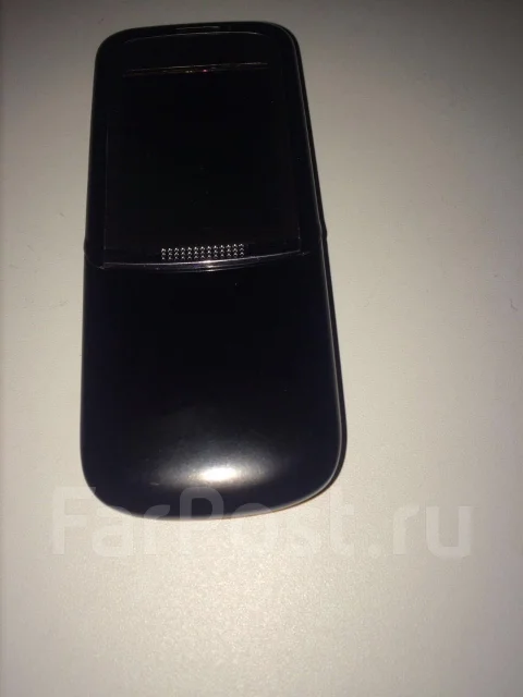 Nokia 8800 ����