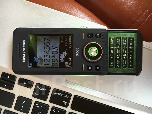Sony Ericsson S500i. �/� ����