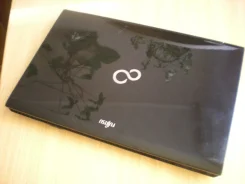 Fujitsu LifeBook AH532. 15.6", WiFi, Bluetooth ����