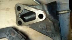 Подушка двигателя. Toyota: Tercel, Corsa, Cynos, Raum, Corolla II, Paseo, Sera, Starlet Двигатели: 5EFE, 5EFHE, 4EFE, 2E, 3EE, 2EE, 1E, 4EFTE, 4EF