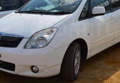 Стекло противотуманной фары. Toyota Corolla Spacio