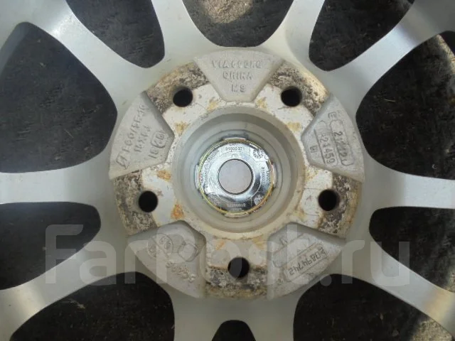 Starform Basel. 6.0x15", 5x114.3, ET45 ����