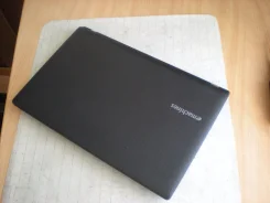 eMachines E642G. 15.6", WiFi