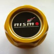 Крышка маслозаливной горловины. Nissan