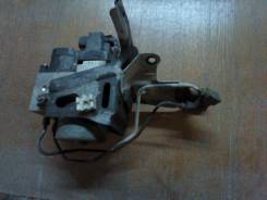 Блок abs. Nissan Bluebird Sylphy