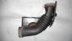 Патрубок воздухозаборника. Toyota Camry, SV41, SV40, SV43, SV42 Toyota Vista, SV40, SV41, SV42, SV43 Двигатели: 4SFE, 3SFE