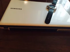Samsung R430. 14", ��� 4 ��, WiFi, Bluetooth, ����������� �� 2��.