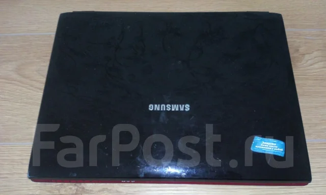 Samsung R560. 15.4", 2,3����, ��� 4 ��, ���� 350���, WiFi: 1, Bluetooth: 1 ����