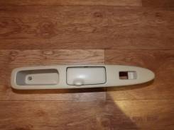 Пепельница. Toyota Ipsum, ACM21, ACM26W, ACM26, ACM21W, ACM20, CLM20 Toyota Picnic Verso, CLM20, ACM21, ACM20 Toyota Avensis Verso, ACM21, CLM20, ACM2...