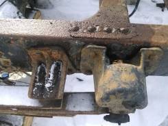 Крепление рессоры. Isuzu Forward, NRR12D Двигатель 6BG1