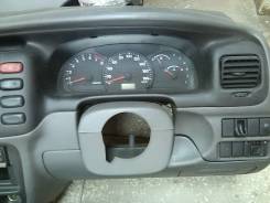 Консоль панели приборов. Suzuki Escudo, TD52W