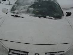 Капот. Renault Megane