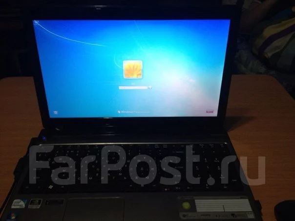 Acer Aspire 5750. 15.6", 2,1����, ��� 3072 ��, ���� 300���, WiFi: 1, Bluetooth: 1, ����������� �� 2��. ����