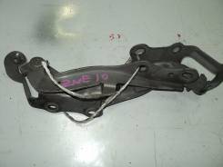 Крепление капота. Toyota Wish, ZNE10, ZNE10G