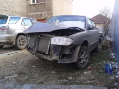 Kia Sephia. KNEFB22, S6D