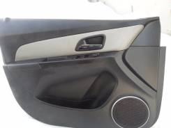Обшивка двери. Chevrolet Cruze