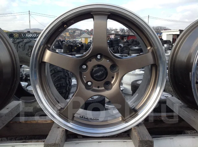 Hot Stuff Cross Speed X5. 7.0x17", 5x114.3, ET48, �� 73���. ����