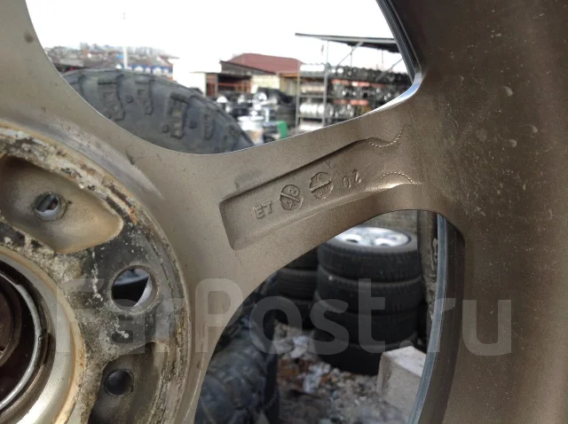 Hot Stuff Cross Speed X5. 7.0x17", 5x114.3, ET48, �� 73���. ����