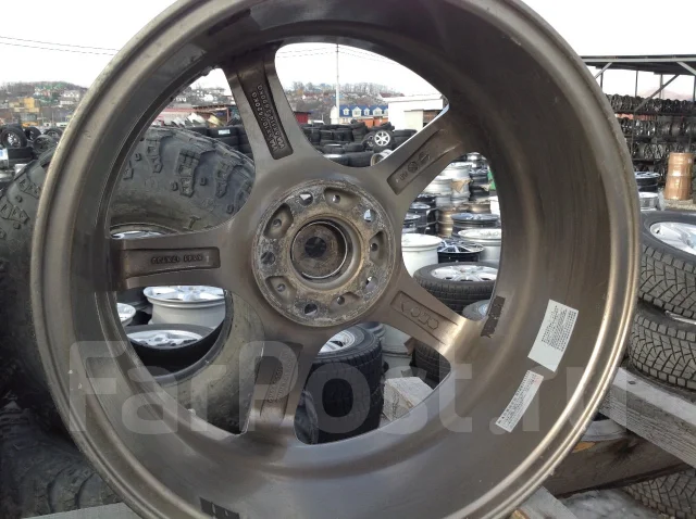 Hot Stuff Cross Speed X5. 7.0x17", 5x114.3, ET48, �� 73���. ����