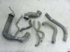 Патрубок. Toyota: Corolla Verso, Corolla, Avensis, Corolla Fielder, Voltz, Allex, Matrix, WiLL VS, Corolla Spacio, Corolla Runx Двигатели: 3ZZFE, 1ZZF...