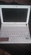 Samsung N150 Plus. 10", 1,6����, ��� 1024 ��, ���� 250���, WiFi, Bluetooth, ����������� �� 5��. ����