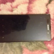 Sony Xperia ion. �/�