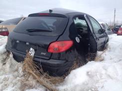 Крышка багажника. Peugeot 206