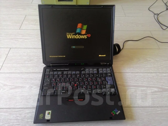 IBM ThinkPad R30. 13", 800����, ��� 256 �� � ������, ���� 20��� ����