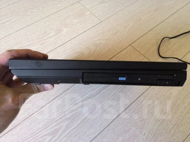 IBM ThinkPad R30. 13", 800����, ��� 256 �� � ������, ���� 20��� ����