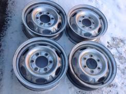 Nissan. 5.5x15, 6x139.70